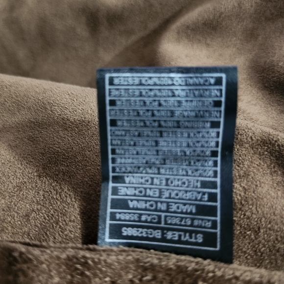 BB Dakota Brown Suede Cape - Picture 6 of 6